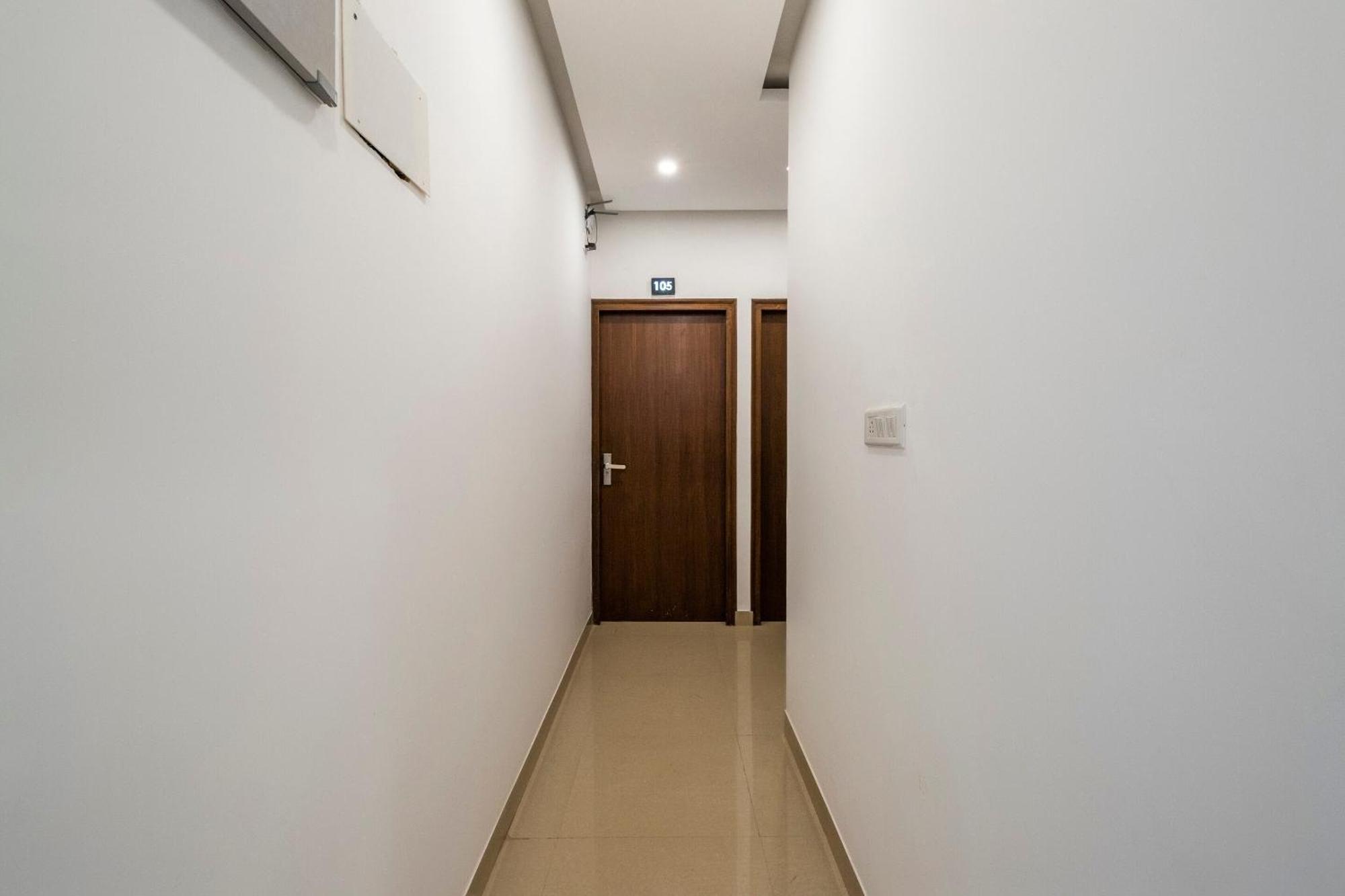 Hotel Super Townhouse Hebbal Bengalúr Exteriér fotografie